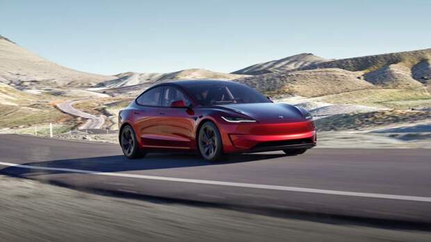 Tesla показала самую мощную и быструю Model 3