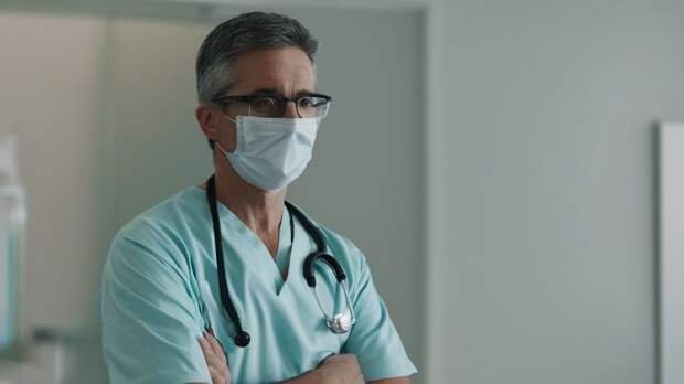 Врач объяснила, как различить симптомы простуды, гриппа и COVID-19