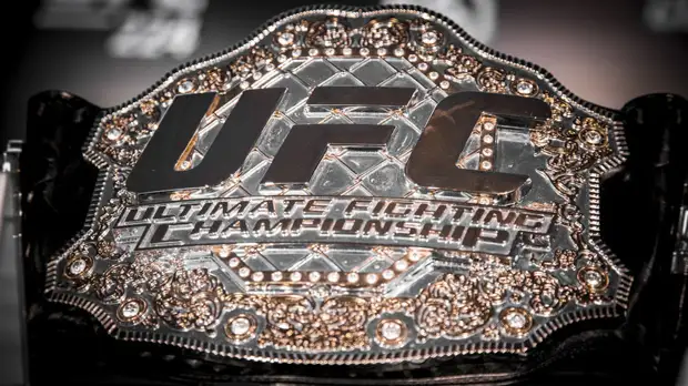 Российский боец Смоляков дисквалифицирован на два года за допинг