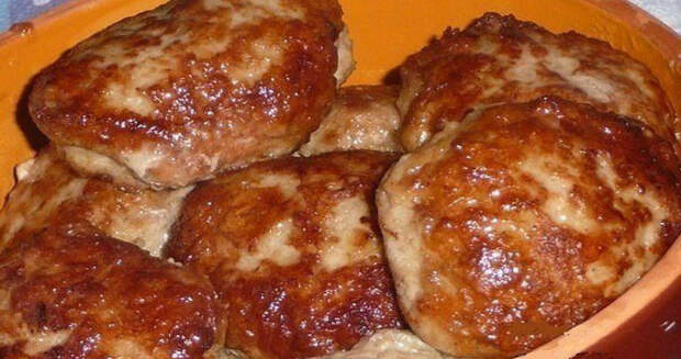 Бабушка научила. Очень сочные и вкуснейшие котлеты