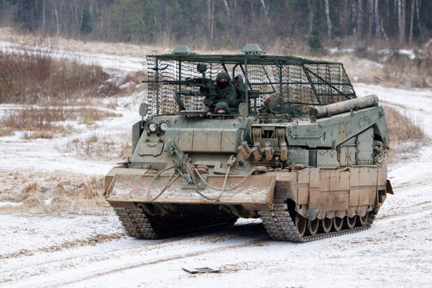 «Ростех» поставил в войска партию модернизированных БРЭМ-80