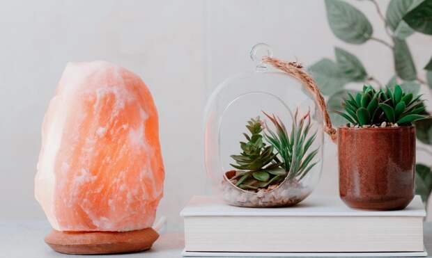 Россиянам, у которых дома есть солевые лампы, рассказали о их реальных свойствах