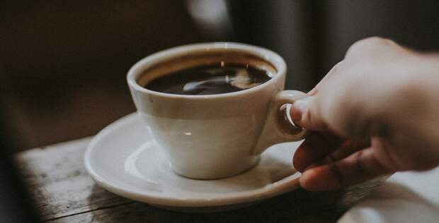 Диетолог Янг: ежедневное употребление кофе помогает сбросить вес