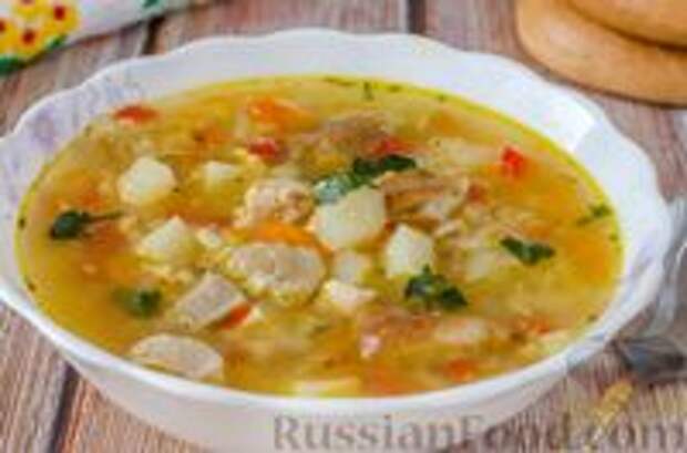 Фото к рецепту: Грибной суп с курицей, рисом и яйцом
