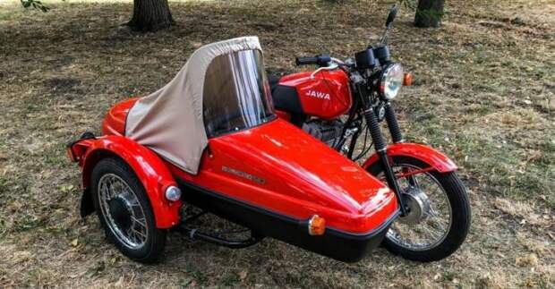 Jawa-350 с коляской 1990 года выпуска после реставрации