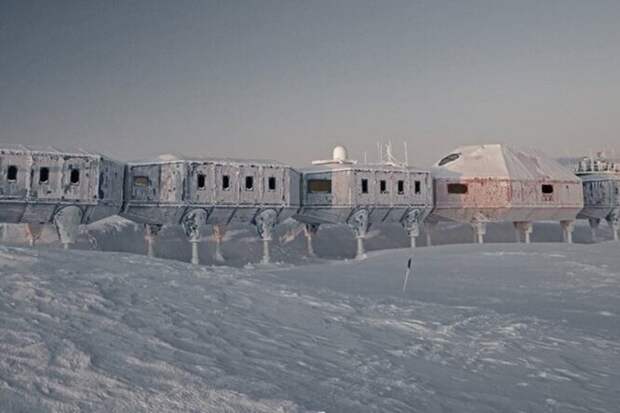 Брошенная в Антарктике база продолжает работать без людей: чудо инженерной мысли
