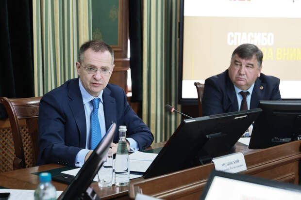 Мединский в Казани: «Случайные люди нам не нужны» – о новых правилах для историков и писателей