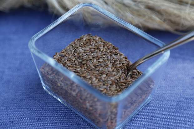 Всех приветствую, дорогие читатели моего блога Природа Лечит! Семена льна активно используется в народной медицине.