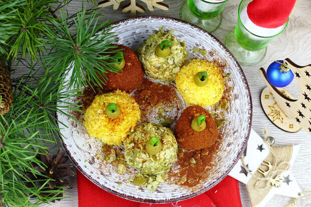 Сырная закуска «Елочные игрушки» — быстро, нарядно и вкусно