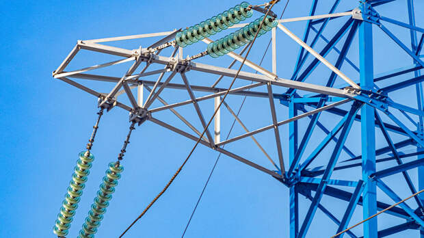 Экстренные отключения электричества ввели в трех районах Киева