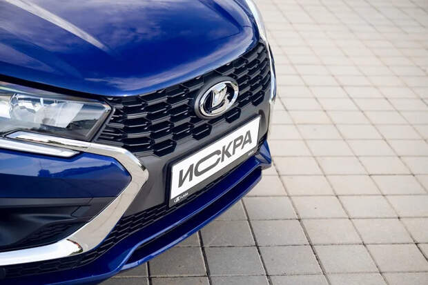 Россияне активно меняют свои Lada Granta на Lada Iskra. Также на Iskra пересаживаются владельцы машин Kia и Ford