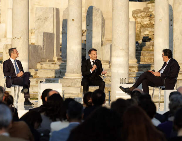 Макрон - грекам: Если посягнут на ваш суверенитет, мы будем рядом