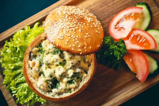 жюльен из шампиньонов и курицы
