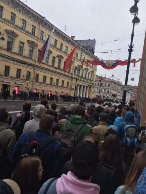 шествие по невскому митинг навального