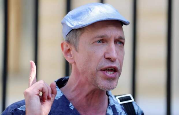 “Ставить на место”, – Соседов рассказал, что нужно сделать с теми артистами, которые сбежали из России