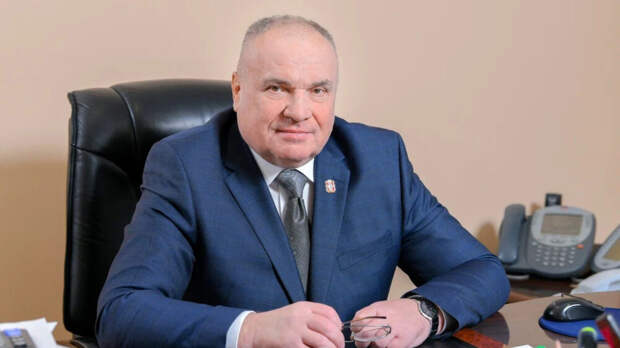 СМИ: бывший вице-губернатор Омской области и двое депутатов задержаны по уголовным делам