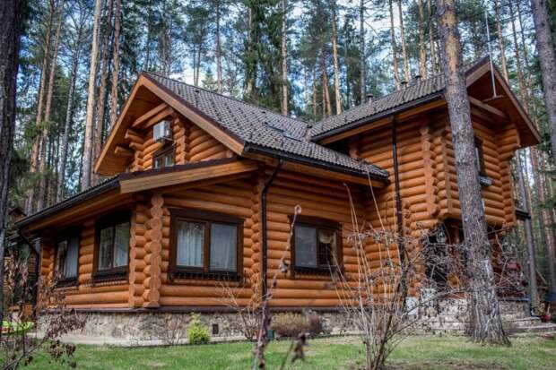 brevenchatyy-kottedzh-s-balkon1