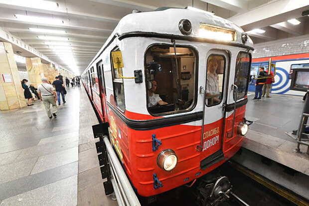Что происходит в метро ночью?