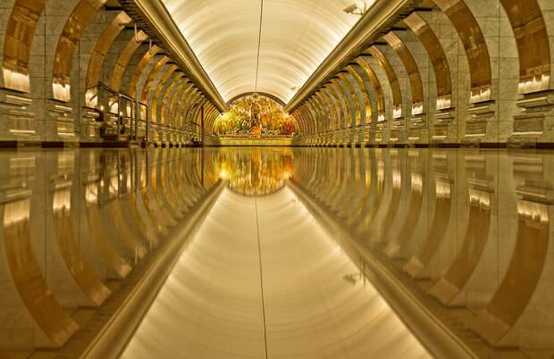Samye-krasivye-stantsii-metro 6