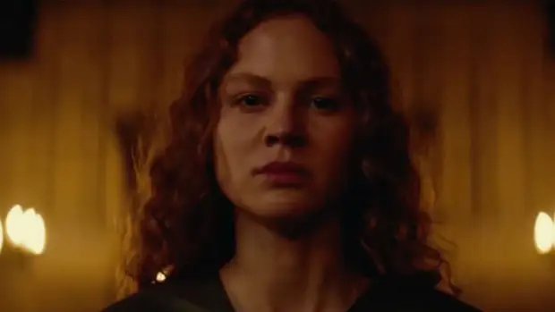 Starz показал трейлер сериала "Стать Елизаветой"