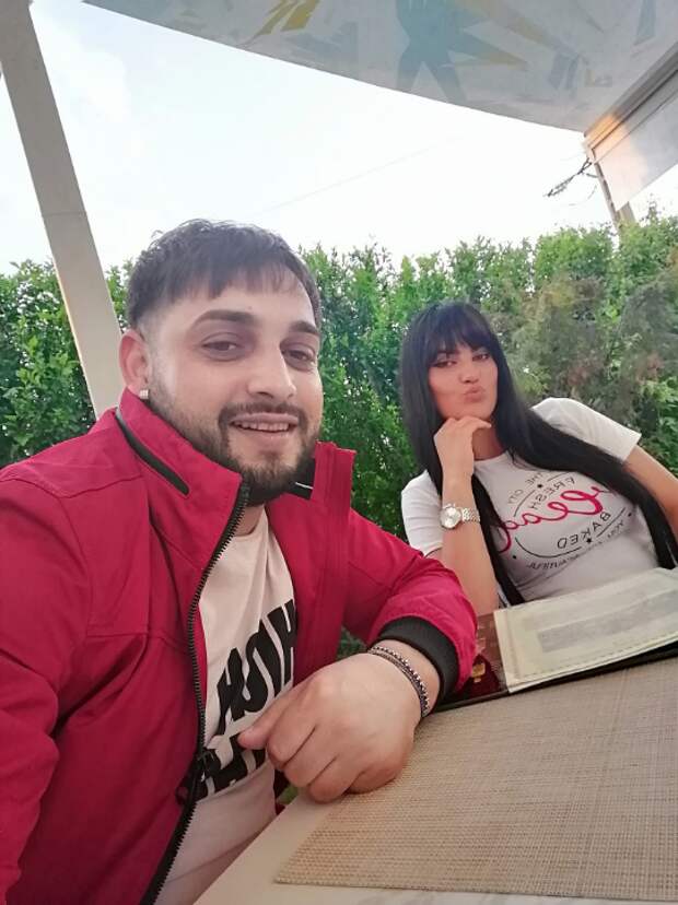Тави и его жена
