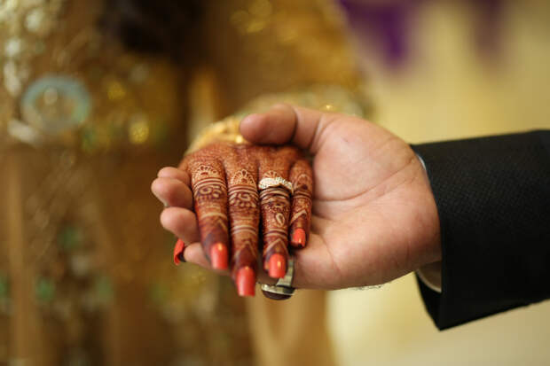 Два жениха прибыли на свадьбу к одной и той же невесте