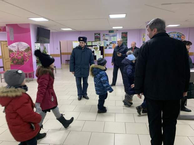 Фото: Пресс-служба МЧС по ЮВАО Фото: Пресс-служба МЧС по ЮВАО