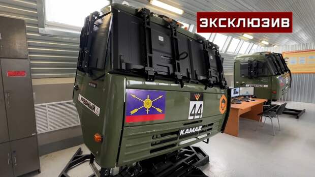 Корреспондент показал работу автотренажеров в военной академии РВСН