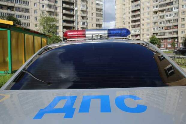 Полицейский погиб в ДТП с грузовиком в Гатчинском районе