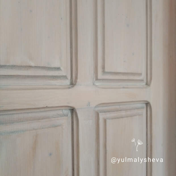 Как перекрасить старую лакированную дверь (не шкуря и не снимая лак)