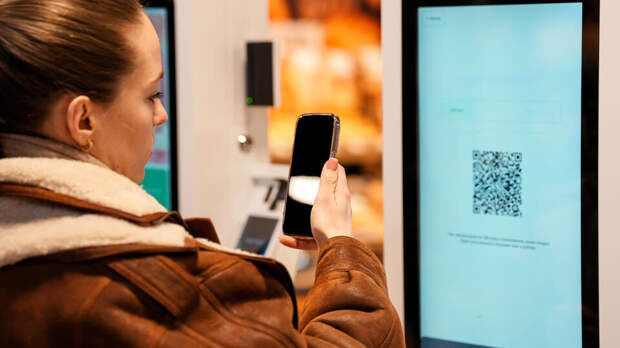 Российские банки перейдут на единый QR-код для переводов и оплаты