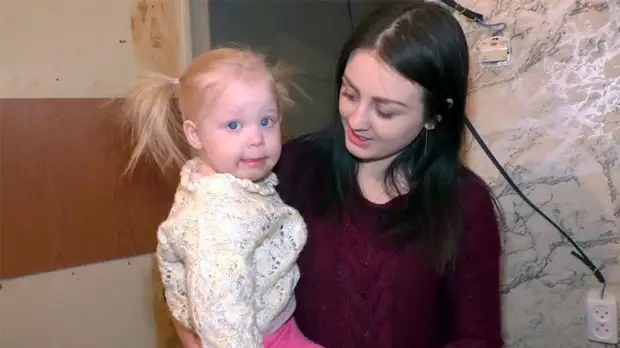 После публикации RT в квартире семьи с ребёнком-инвалидом из Новосибирска проведут капитальный ремонт