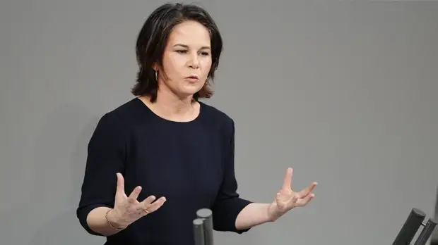 Бербок: Германия и Франция приложат все усилия для возобновления нормандского формата