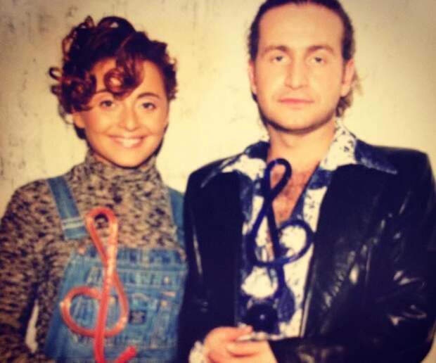 Певец Леонид Агутин опубликовал архивное фото с Анжеликой Варум