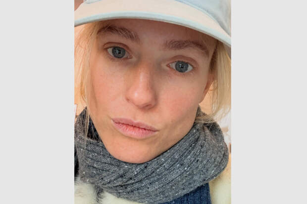 Жена Константина Эрнста показала лицо без макияжа крупным планом