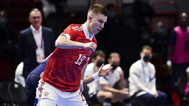 «Спортинг» пожаловался УЕФА на отказ украинских судей пожать руку россиянину