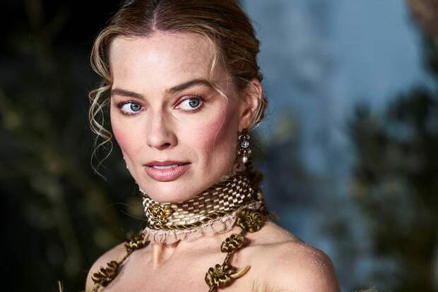 Желание звезд иметь одинаковые носы объяснили