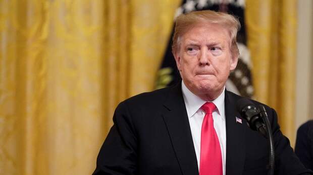 Трамп заявил, что надеется на коллапс финансовой системы Ирана