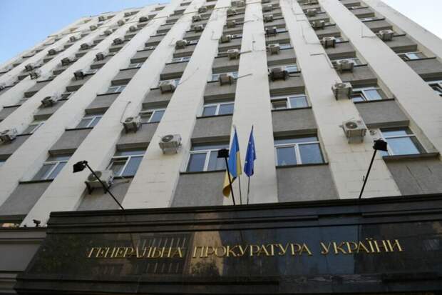 На Украине два сотрудника военкомата избили лежащих мобилизованных. Это не первый такой случай