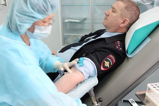 Донорство. Фото: пресс-служба УВД по СЗАО