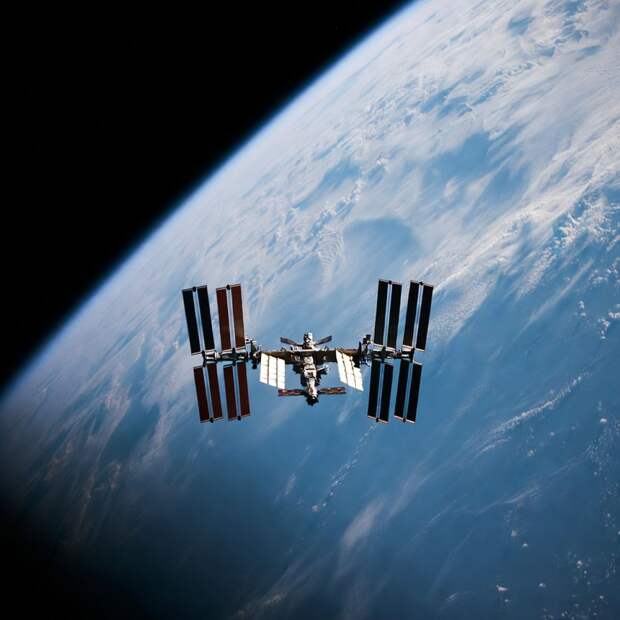 Роскосмос начнёт вывод МКС с орбиты в 2028 году, затопление в 2030-м