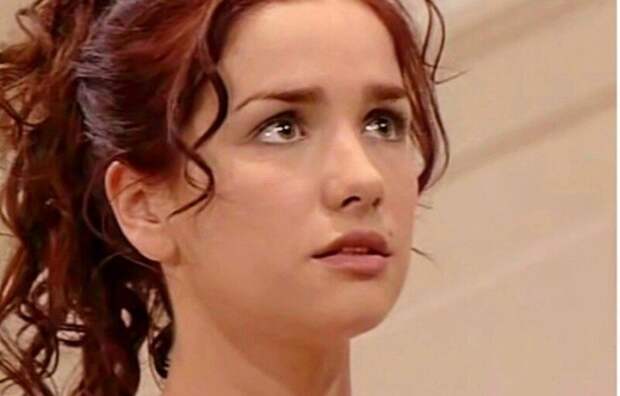 10 актрис из сериалов девяностых, которых сложно забыть