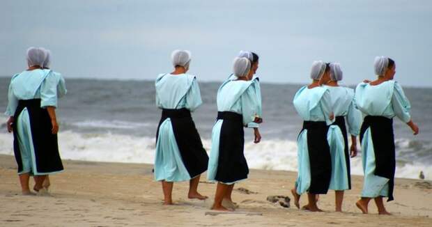 amish-women