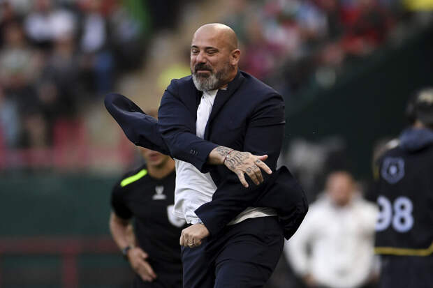 "Црвена Звезда" со Станковичем выиграла чемпионат Сербии