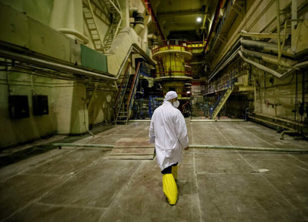 Внутри чернобыльской АЭС