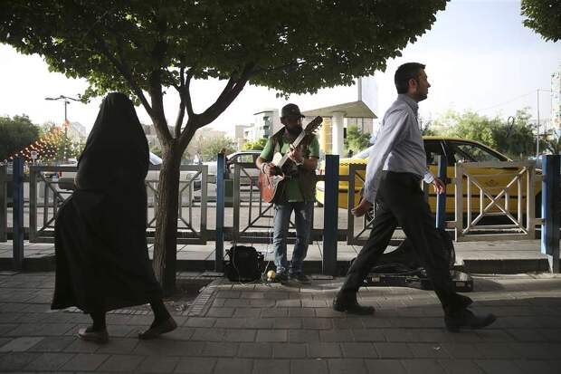 На центральной площади в Тегеране, 2018 год AP Photo/Vahid Salemi