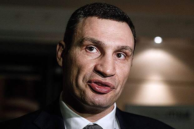 13 секунд тишины: Кличко «завис» в ответ на вопрос о доверии Трампу (ВИДЕО)