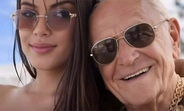 90-летний таксист арендовал яхту, надел фальшивое золото и выдал себя за миллиардера