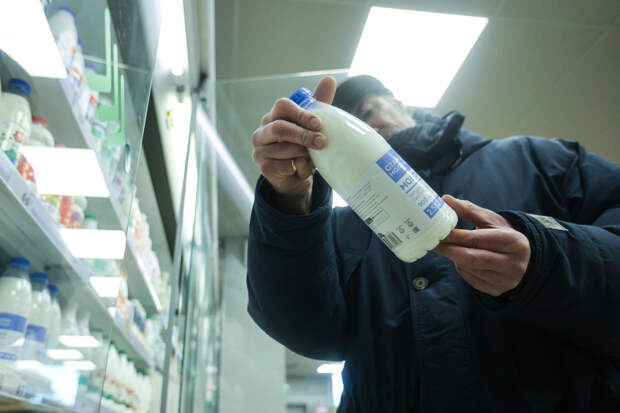 В Калининграде мужчина выпил молоко и заразился клещевым энцефалитом