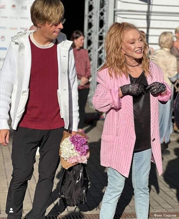 Фанаты Аллы Пугачевой переживают за ее жизнь